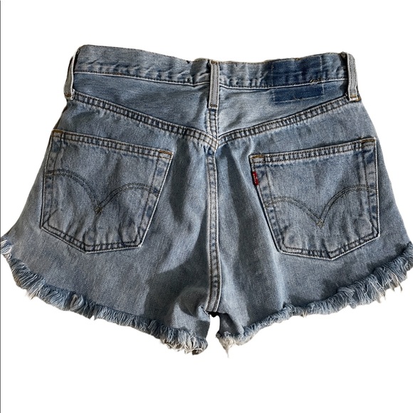 Levi’s cutoff jeans - Picture 1 of 7